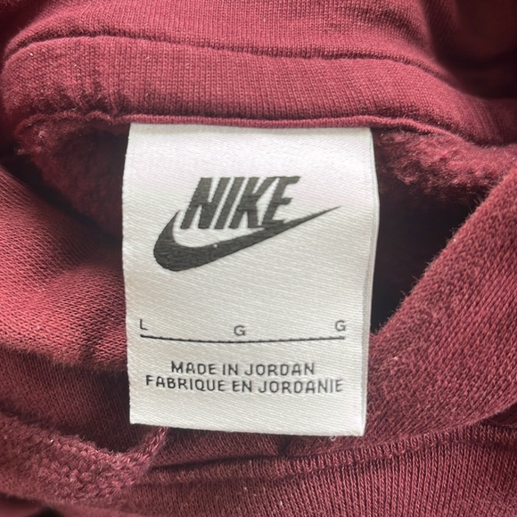 Nike Sportswear Club Fleece Embroidered Hoodie Size L - Picture 4 of 4